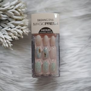 Dashing Diva Magic Press On Nails Cactus Blossom